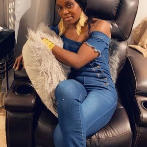 Meet your Posher, Taizee